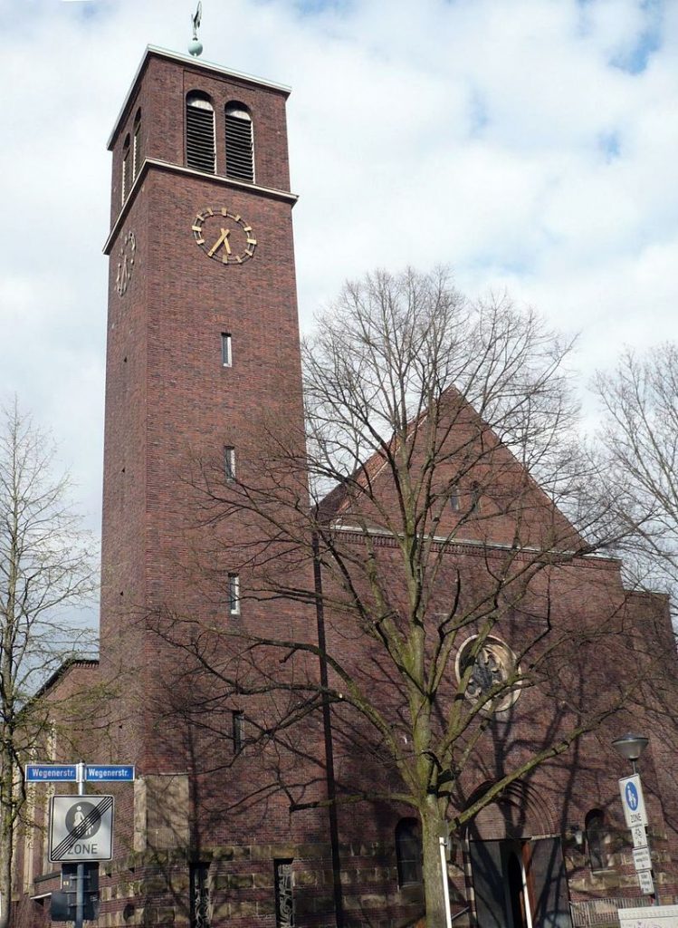 Der Glockenturm von St. Ludgerus, Essen-Rüttenscheid